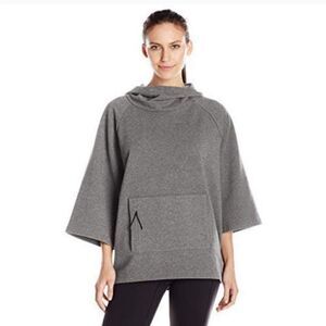 Lucy Breathe and Believe Poncho Shirt S/P